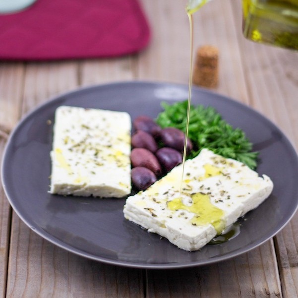 Sliced Feta With Oregano And Olive Oil | Lemon &amp; Olives | Greek Food ...