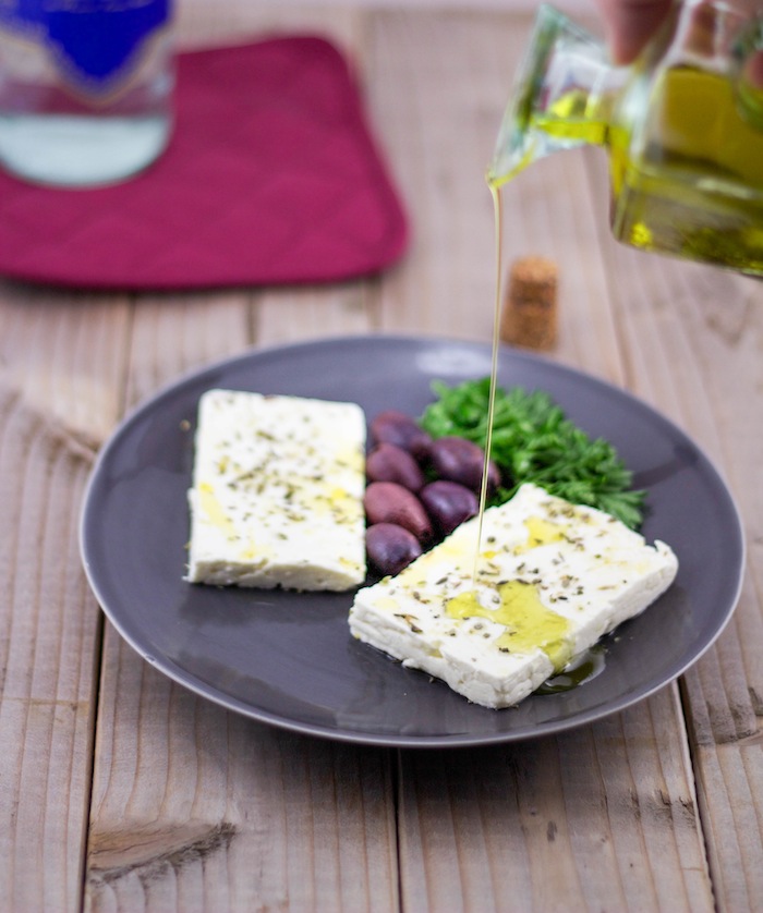 Sliced Feta With Oregano And Olive Oil | feta with oregano and olive oil recipe. Simple and delicious. 
