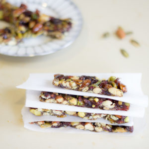 homemade nut bars. A simple and easy recipe for making healthy bars at home.