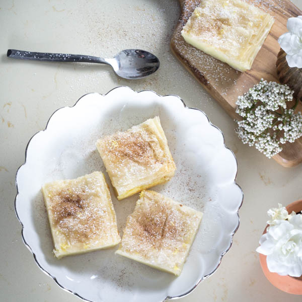 Galaktoboureko - the delicious greek custard desert. This Galaktoboureko recipe is the perfect fix for your sweet tooth