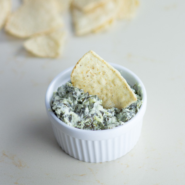 Greek Yogurt Spinach Artichoke Dip