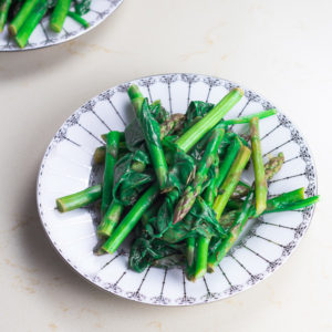 Asparagus and Spinach - a healthy Mediterranean diet friendly side. Perfect when you're short on time and need a quick side dish